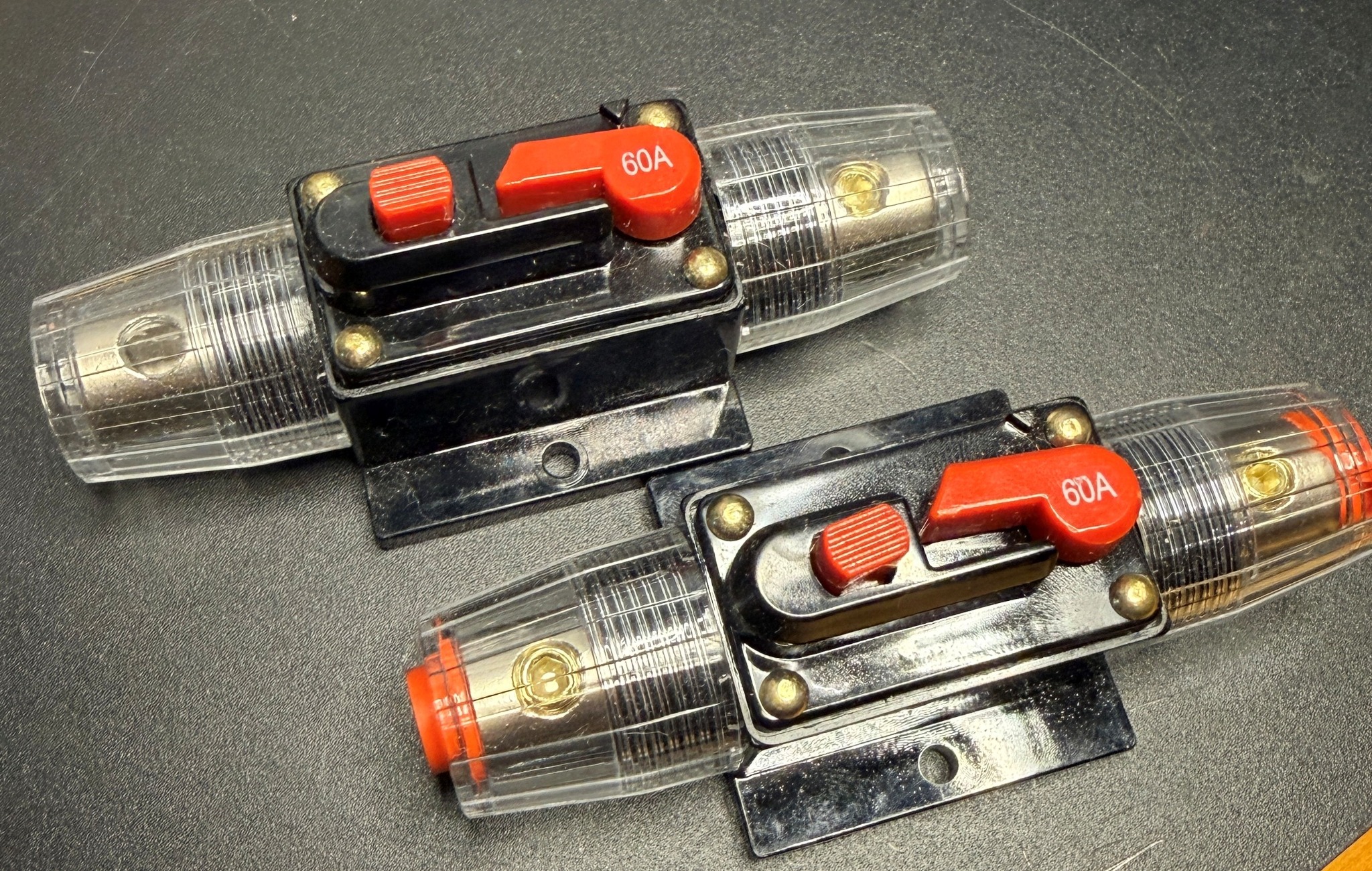 60 A circuit breakers with protective terminal covers